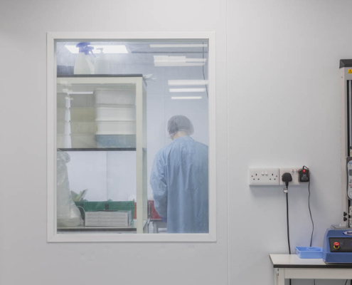 Medical devices cleanrooms by Airology Systems Ltd